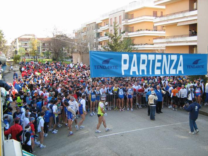 MEZZA MARATONA DI CENTOBUCHI(AP)